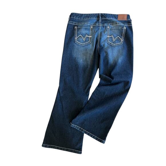 Maurices straight stretch jeans, women's size 15/16 SHORT - Picture 4 of 4